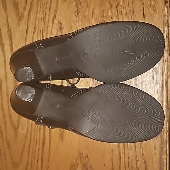 Ecco Leather Mary Jane T-strap Oxford Heels in Black - Size 41 (US 10-10.5) - Picture 9 of 9